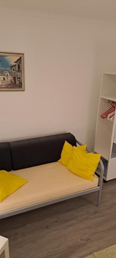 "Baerenhaus" Ferienwohnung Püttlingen Екстериор снимка